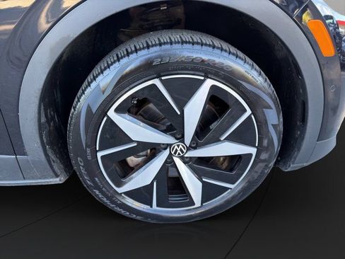 Used 2023 Volkswagen ID.4 Pro S AWD/4WD image 23
