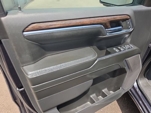 Used 2024 GMC Sierra 1500 SLE w/ Preferred Package AWD/4WD image 10