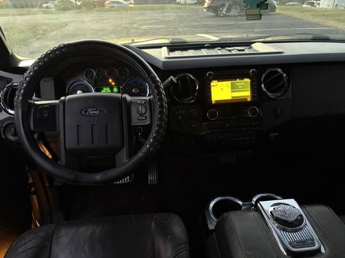 Used 2009 Ford F350 4x4 Crew Cab Super Duty image 11