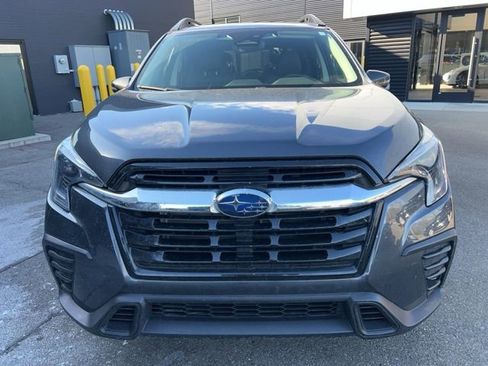 Used 2023 Subaru Ascent Limited image 7