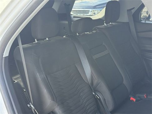 Used 2021 Ford Explorer XLT image 29