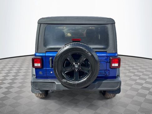 Used 2019 Jeep Wrangler Sport image 7