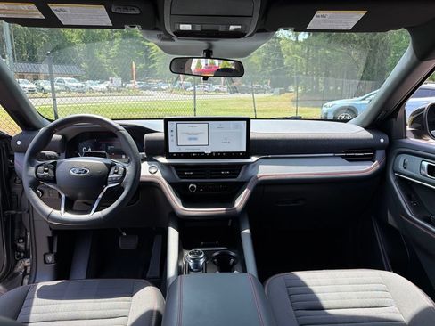 Used 2025 Ford Explorer ST-Line AWD/4WD image 8