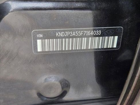 Used 2015 Kia Soul + image 23