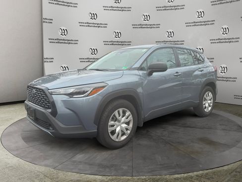 Used 2023 Toyota Corolla Cross L image 1