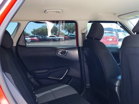 Used 2020 Kia Soul GT-Line FWD image 29