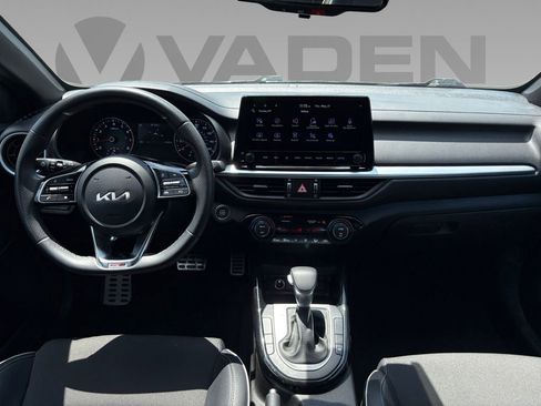 Used 2023 Kia Forte GT-Line FWD image 2