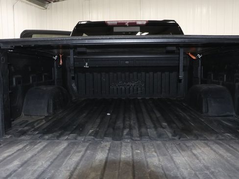 Used 2019 Chevrolet Silverado 1500 High Country image 38