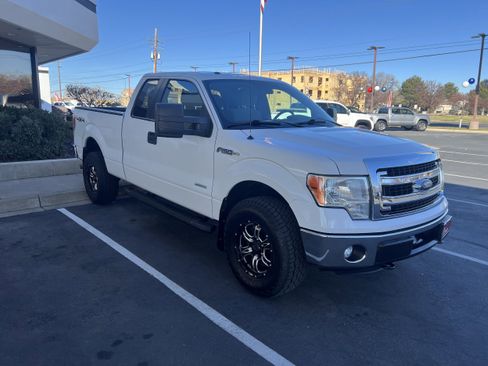 Used 2013 Ford F150 XLT w/ Mid Equipment Group image 2