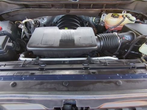 Used 2022 Chevrolet Silverado 1500 LT Trail Boss image 29