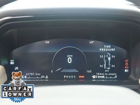 Used 2023 Lincoln Nautilus Reserve w/ Equipment Group 201A AWD/4WD image 13