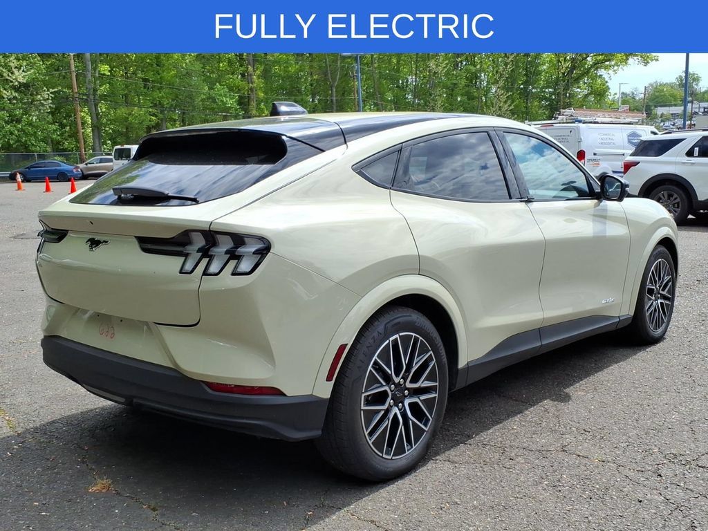 Used 2025 Ford Mustang Mach-E Premium RWD image 6