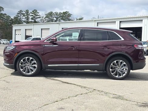 Used 2022 Lincoln Nautilus Reserve w/ Equipment Group 201A image 2