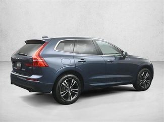 Used 2018 Volvo XC60 T5 Momentum w/ Convenience Package video 2