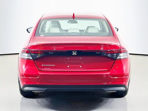 Used 2025 Honda Accord LX image 6