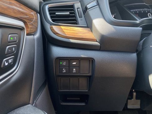Used 2022 Honda CR-V Touring image 19