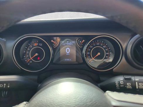 Used 2023 Jeep Wrangler Sport AWD/4WD image 10