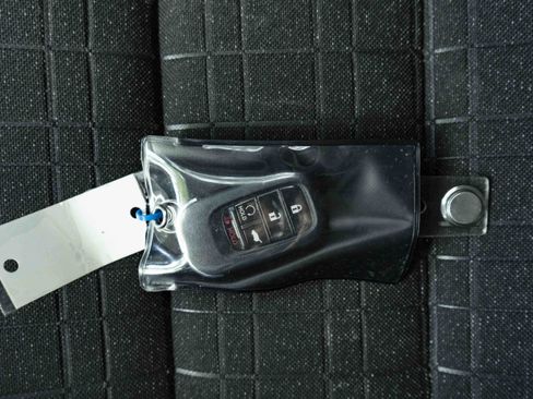Certified 2024 Honda HR-V Sport image 42