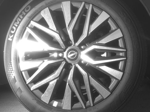 Used 2025 Nissan Altima 2.5 SV image 13