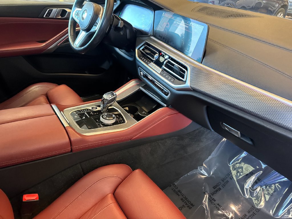 Used 2022 BMW X6 xDrive40i w/ Executive Package AWD/4WD image 19