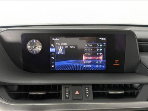 Used 2019 Lexus ES 350 image 29