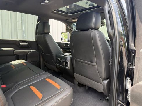 Used 2020 GMC Sierra 2500 AT4 w/ AT4 Premium Package AWD/4WD image 30