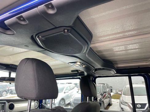 Used 2020 Jeep Wrangler Unlimited Sport S image 8