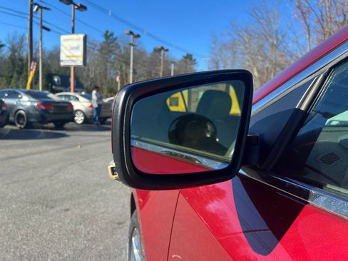 Used 2010 Buick LaCrosse CXL image 16