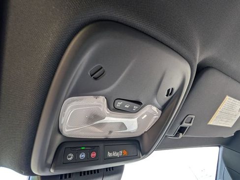 Used 2024 Chevrolet Colorado Trail Boss w/ Advanced Trailering Package AWD/4WD image 10