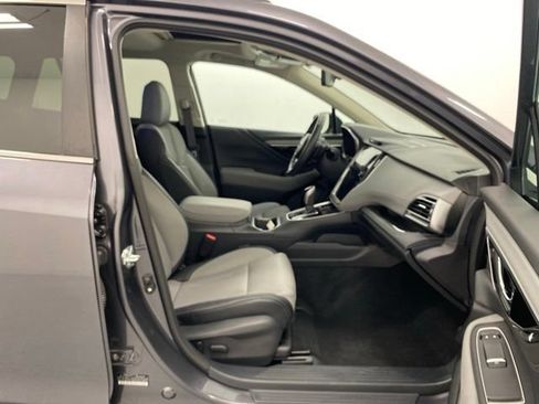 Used 2025 Subaru Outback Limited AWD/4WD image 31