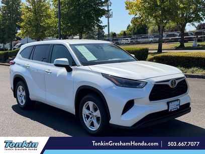 Used 2023 Toyota Highlander L