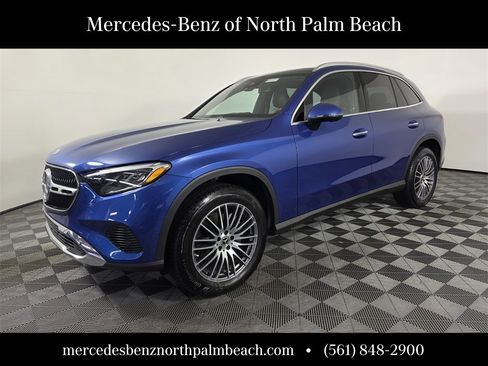 Certified 2025 Mercedes-Benz GLC 300 image 1