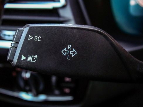 Used 2023 BMW X4 M40i w/ Premium Package image 27