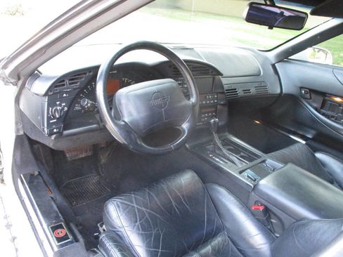 Used 1996 Chevrolet Corvette Coupe image 13