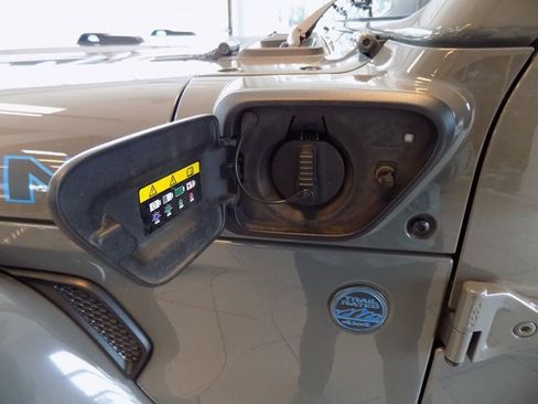 Used 2021 Jeep Wrangler Unlimited Rubicon 4xe w/ Safety Group image 40