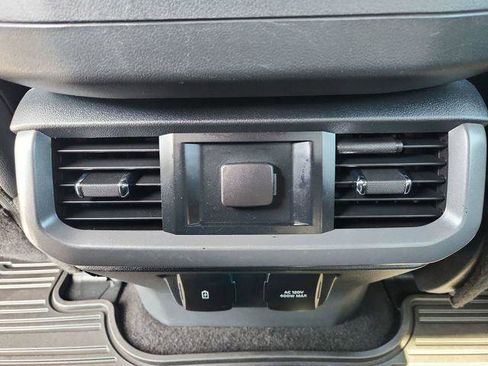 Used 2025 Ford F150 Lariat w/ FX4 Off-Road Package AWD/4WD image 21