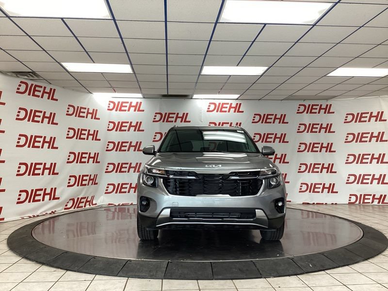Certified 2024 Kia Seltos S AWD/4WD image 2