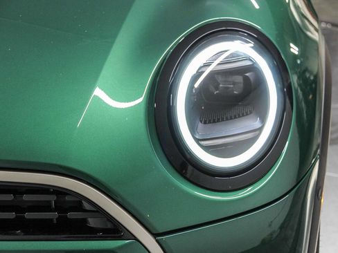 New 2026 MINI Cooper 2-Door Hardtop image 10