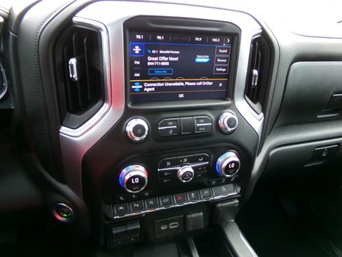 Used 2021 GMC Sierra 1500 SLT w/ SLT Premium Plus Package AWD/4WD image 21