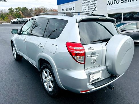 Used 2009 Toyota RAV4 Limited image 3