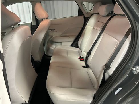 Used 2025 Hyundai Kona SEL FWD image 21