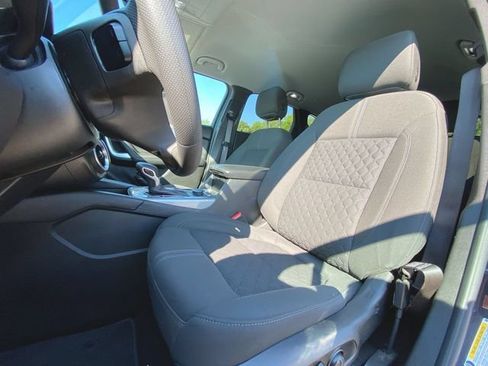 Used 2021 Chevrolet Blazer LT FWD image 18
