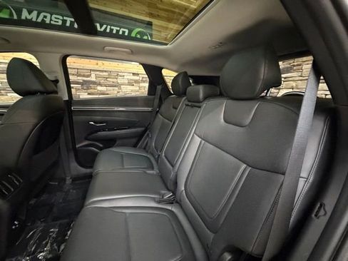 Used 2022 Hyundai Tucson Limited AWD/4WD image 33