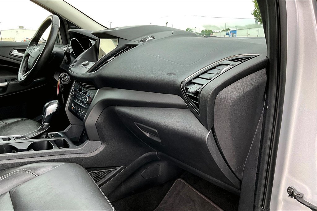 Used 2018 Ford Escape SEL AWD/4WD image 14