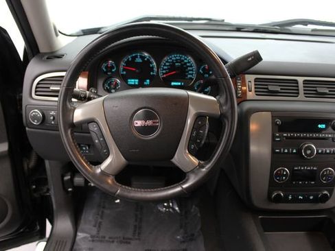 Used 2009 GMC Sierra 3500 SLT w/ SLT Convenience Package AWD/4WD image 16