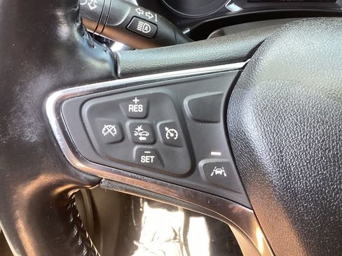 Used 2020 Chevrolet Equinox LT AWD/4WD image 18