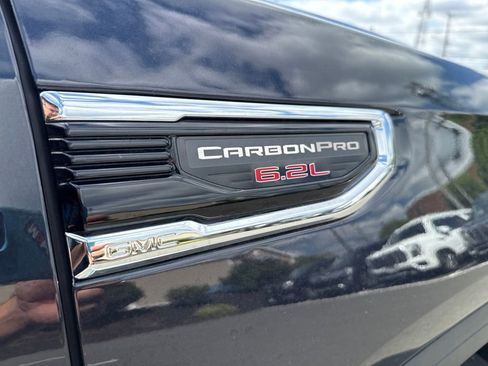 Used 2022 GMC Sierra 1500 Denali w/ Denali Carbonpro Edition AWD/4WD image 10