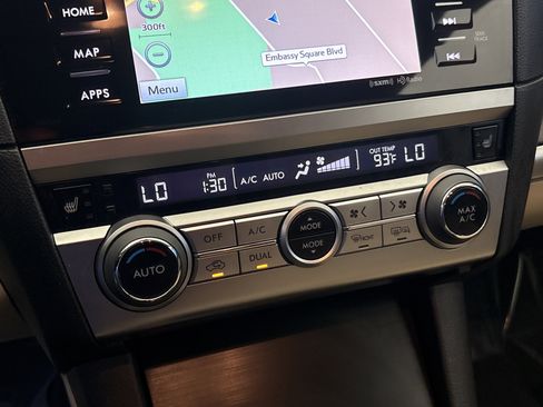 Used 2017 Subaru Outback 2.5i Limited AWD/4WD image 22