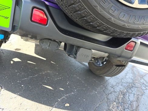 Used 2023 Jeep Wrangler Unlimited Sahara w/ Cold Weather Group image 6