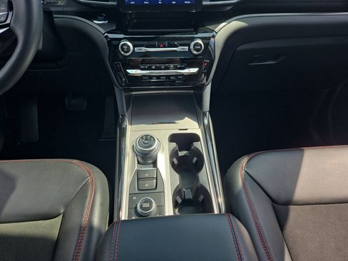 Certified 2024 Ford Explorer ST-Line w/ Class IV Trailer Tow Package AWD/4WD image 21